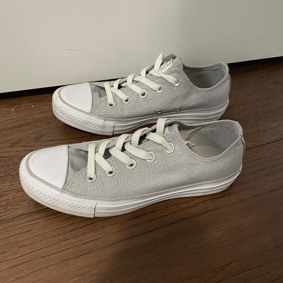 Woman’s Converse Sparkly Silver - Picture 2 of 5